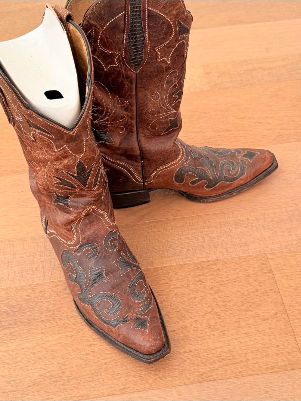 JB Dillion Womens Brown Leather Western Cowboy Boots with Black Inlay